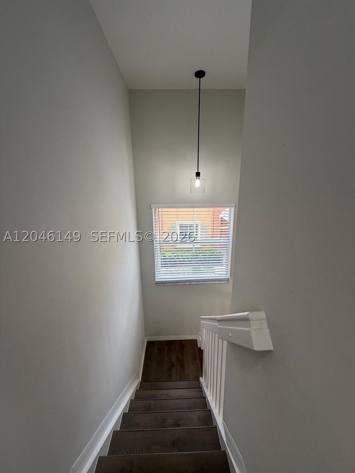 2201 Clipper Pl #5405 - Photo 6 of 26