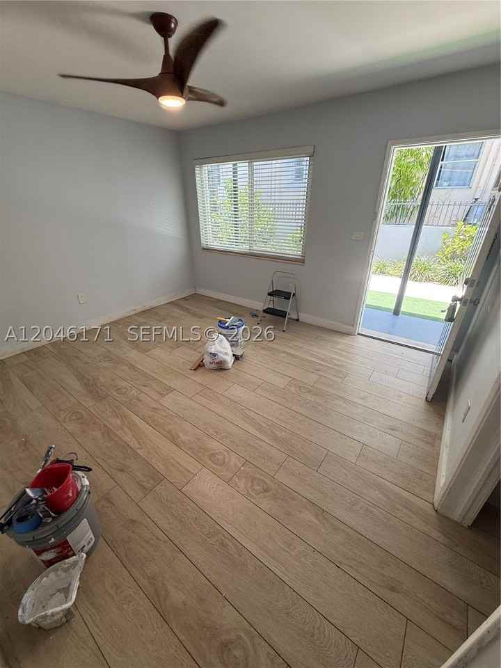1450 Lenox Ave #5 - Photo 7 of 17