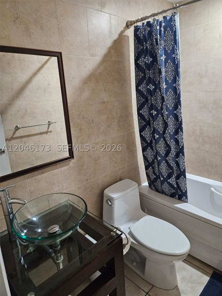 9483 Sw 76th St #N8 - Photo 3 of 5
