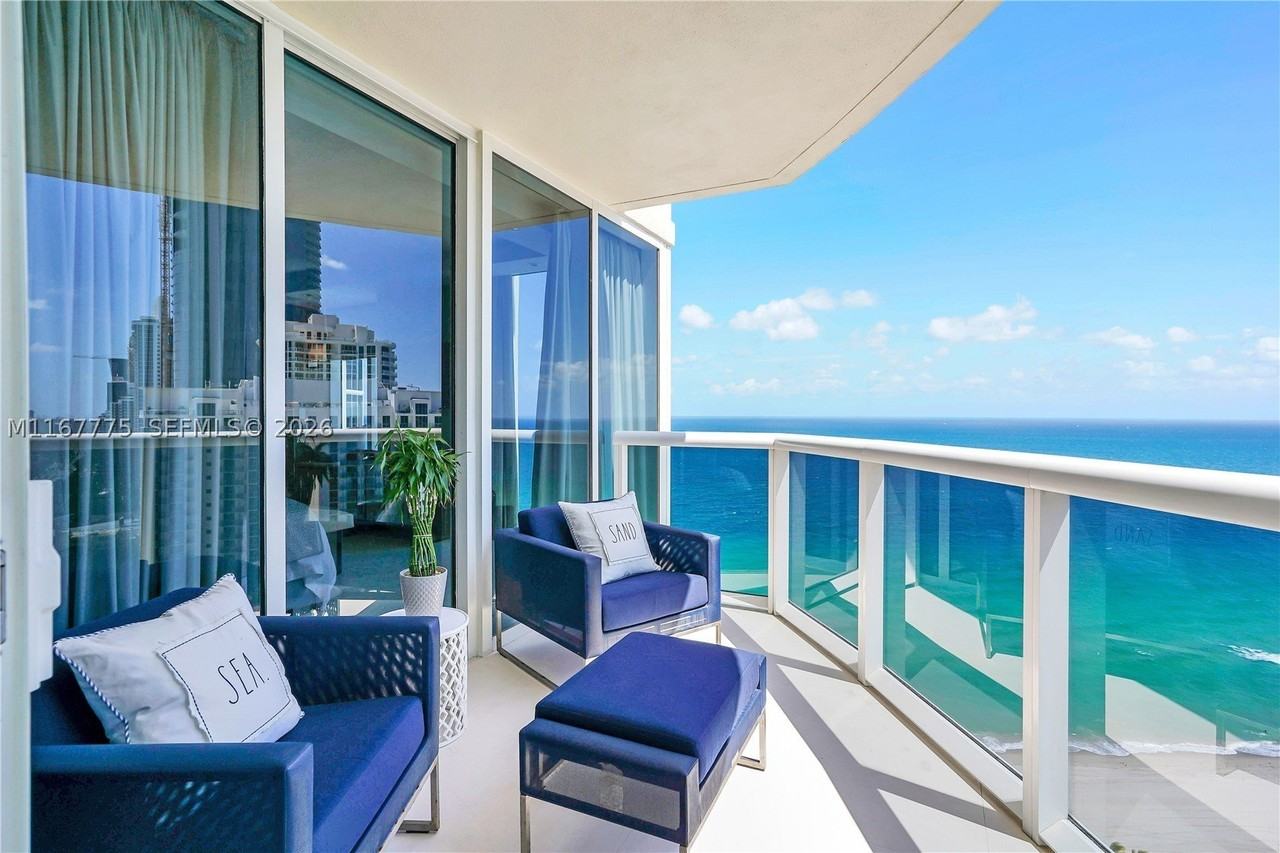 18911 Collins Ave #2705 - Photo 4 of 49