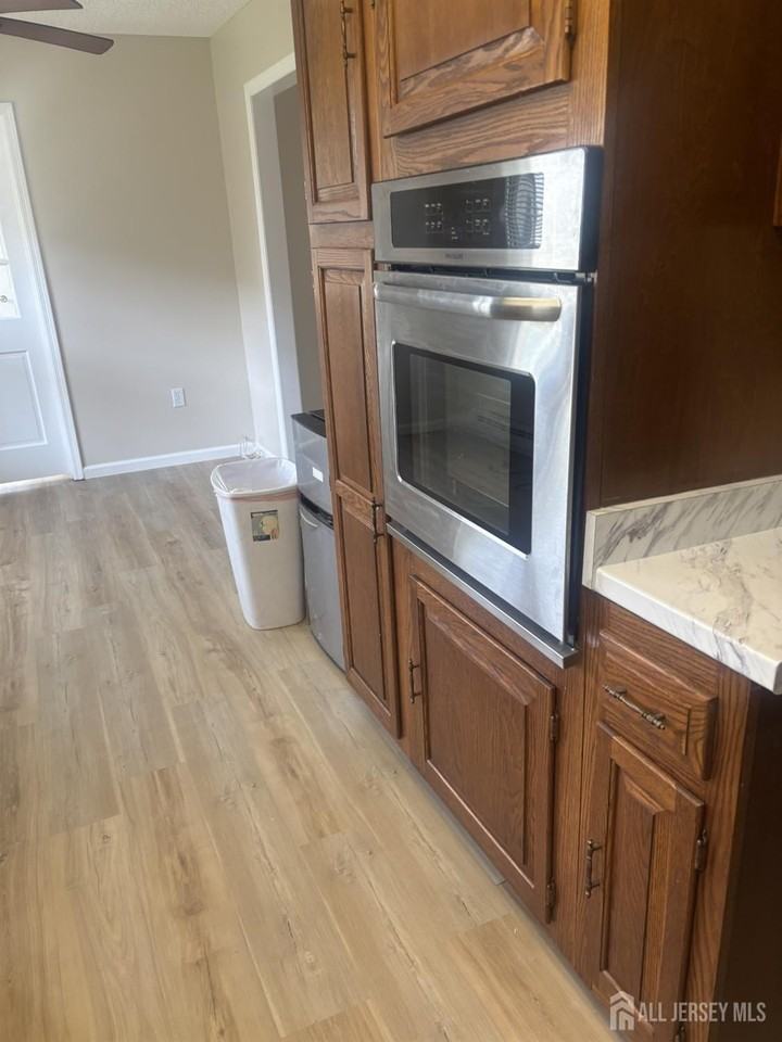 242 Marblehead Ln #B - Photo 2 of 22
