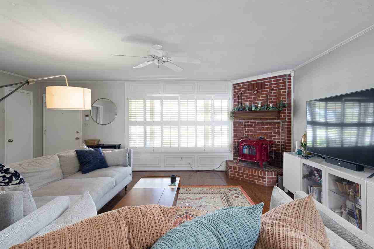 1719 Westminster Pl - Photo 2 of 11