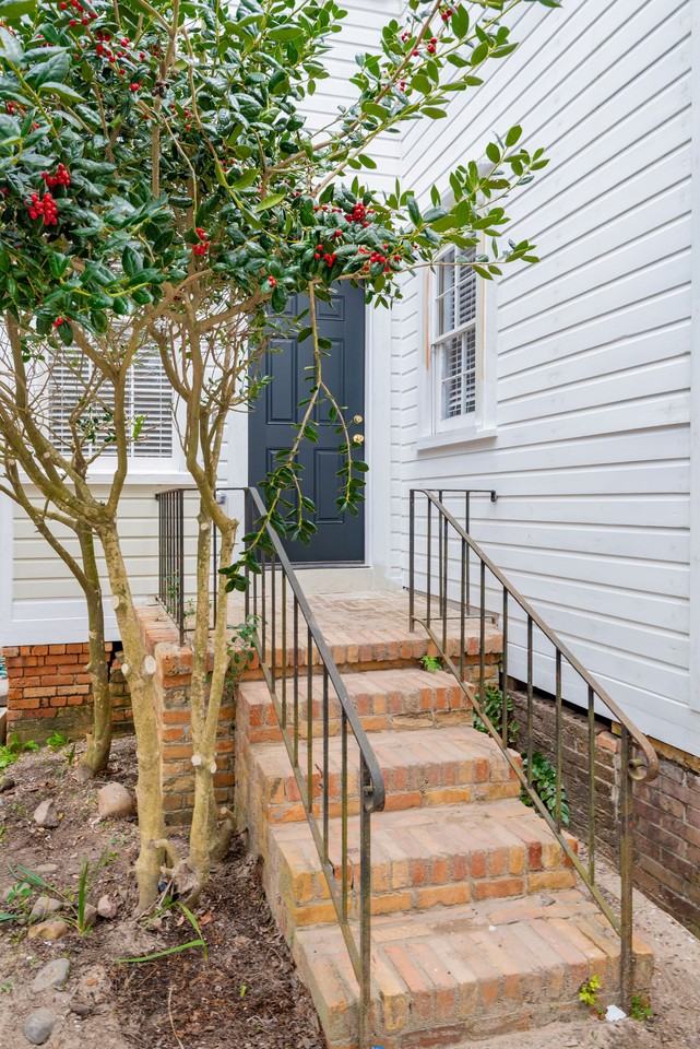 178 Broad St #B - Photo 2 of 14