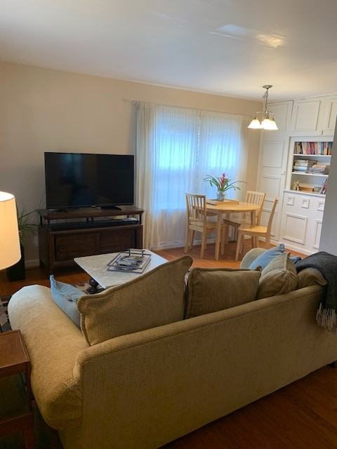 8589 Wicklow Ave - Photo 4 of 23