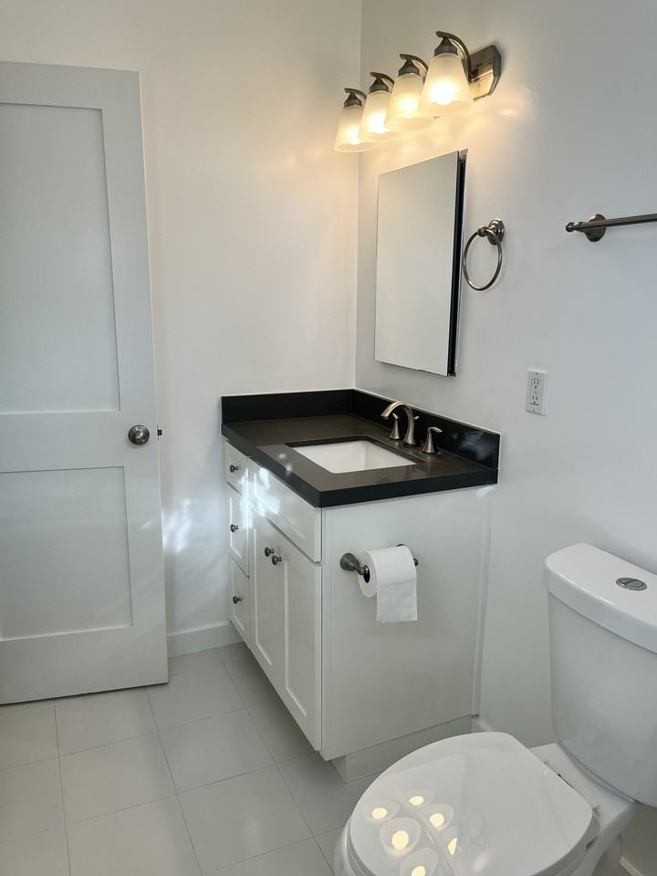1443 W 157th St #2 - Photo 4 of 26