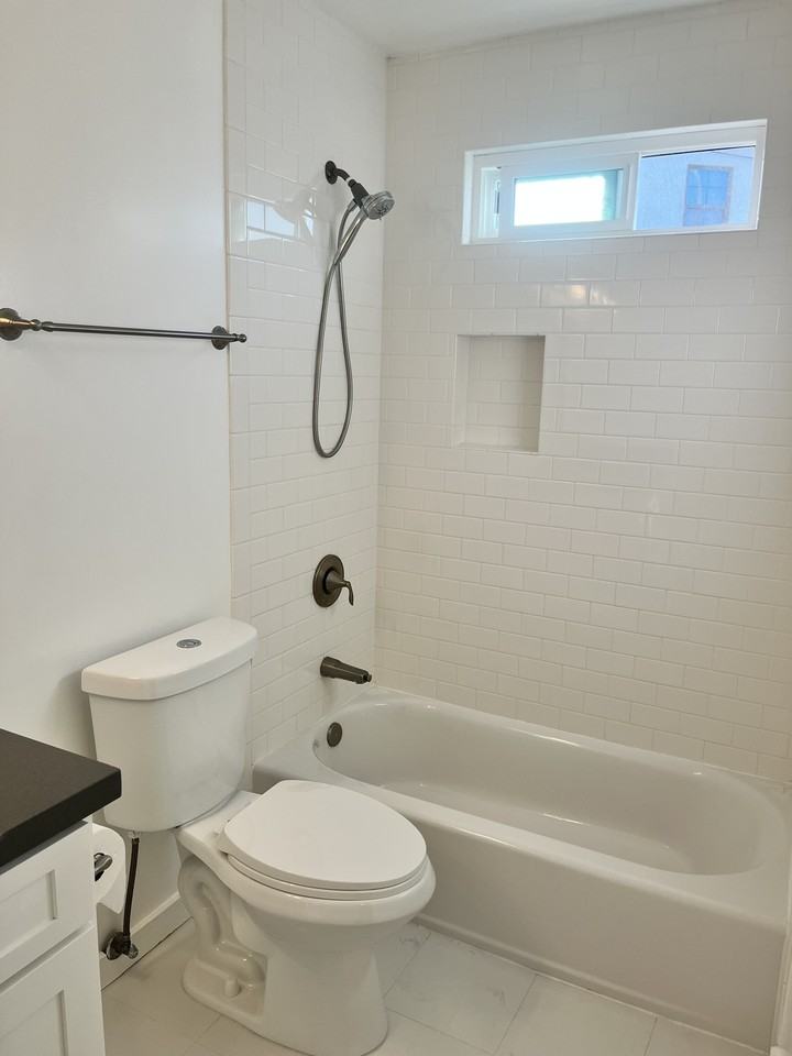 1443 W 157th St #2 - Photo 7 of 26