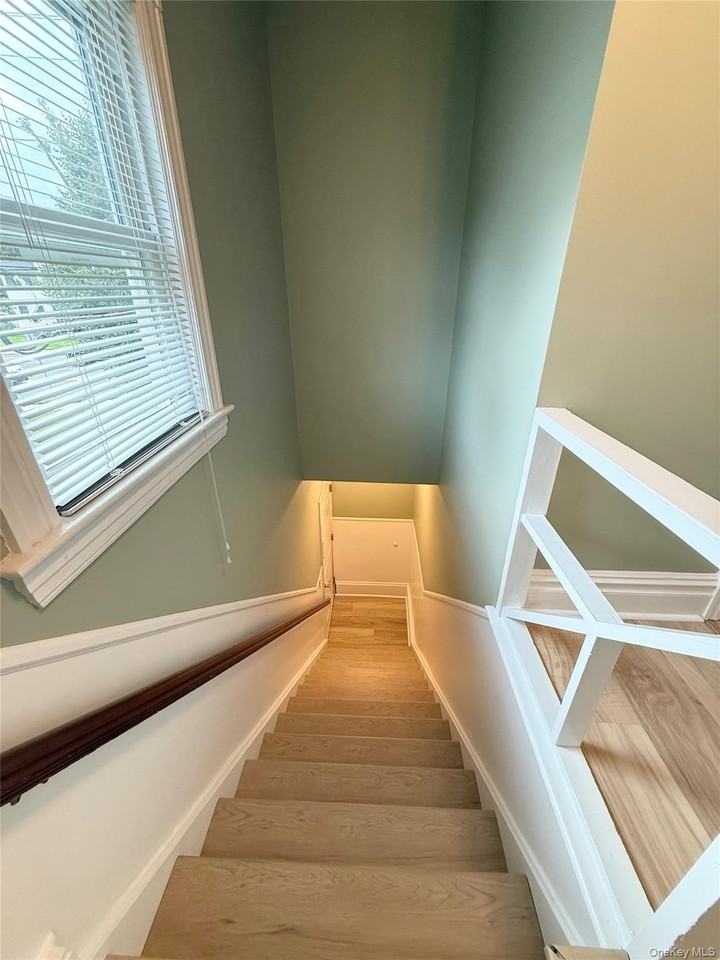 153 Main St - Photo 2 of 11