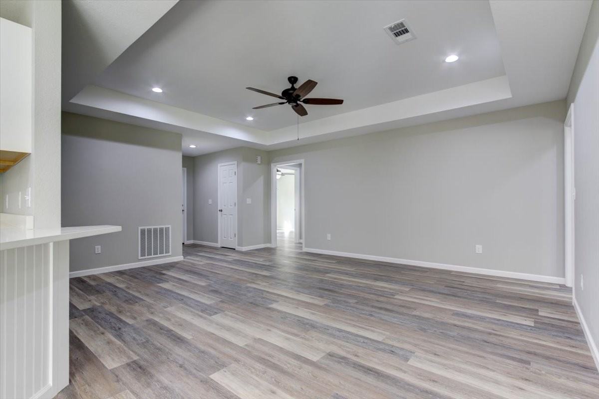 205 Elysian Hills Dr - Photo 4 of 25