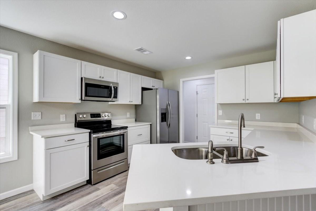 205 Elysian Hills Dr - Photo 6 of 25