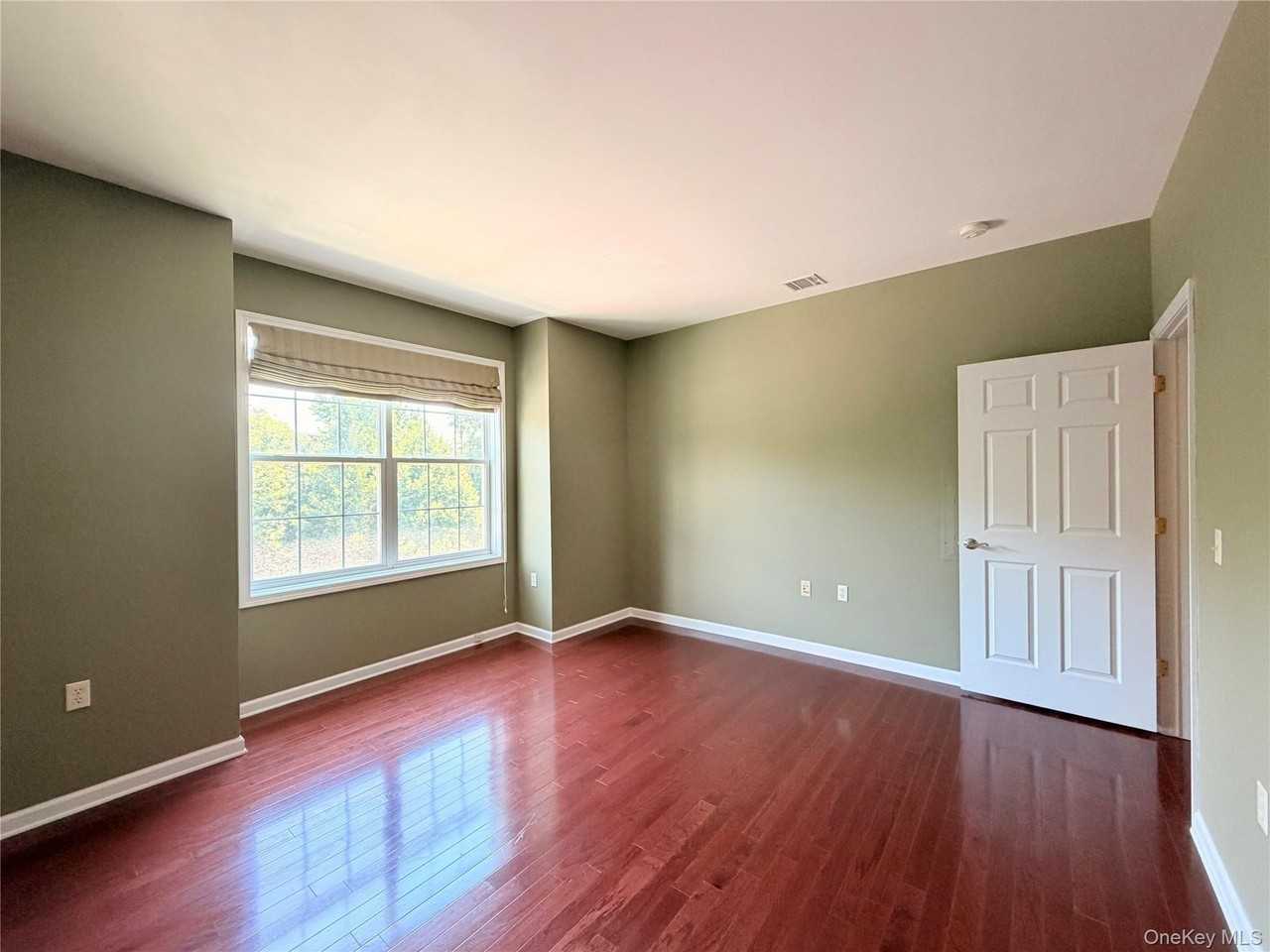 943 Tower Ridge Cir - Photo 7 of 14