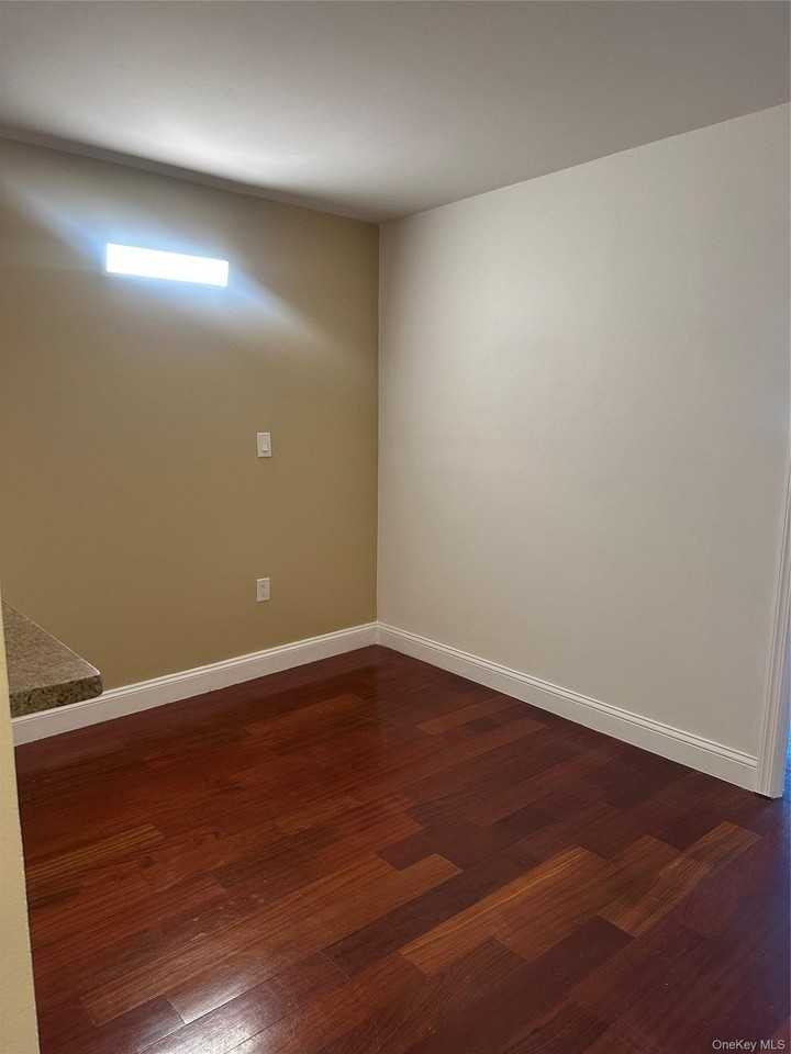 14341 84th Dr #5E - Photo 4 of 9
