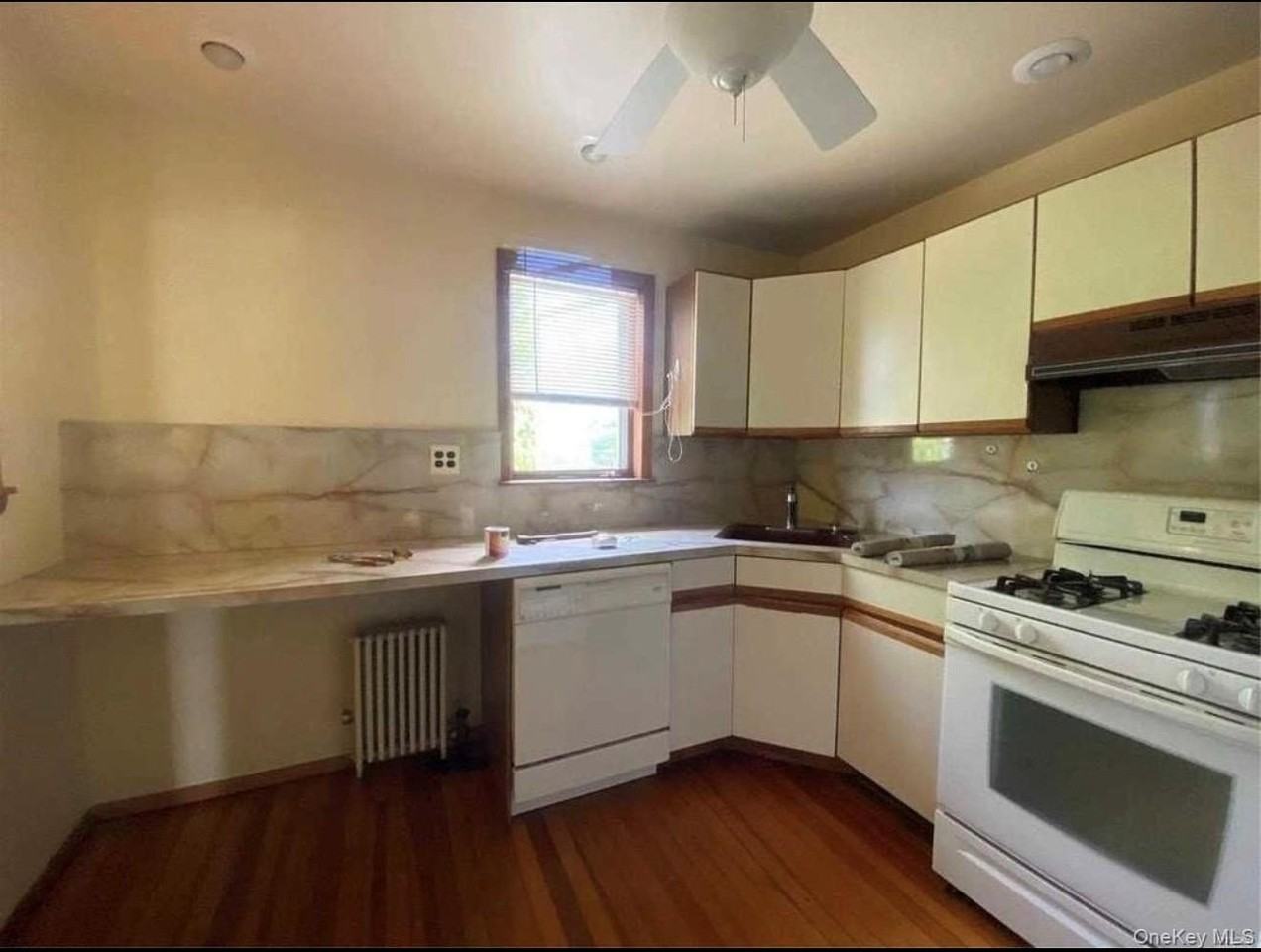 21717 38th Ave #2 - Photo 3 of 10