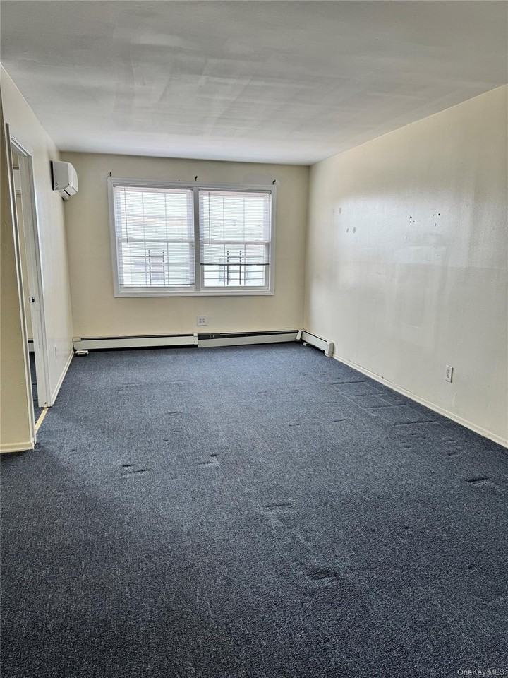 10402 51st Ave #3 - Photo 4 of 10