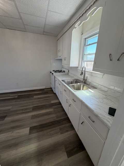 219 Mulberry St #3N - Photo 3 of 9