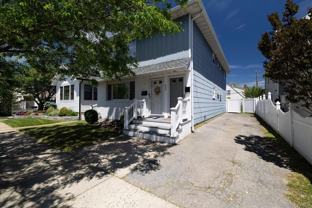 449 E Market St - Photo 1 of 1