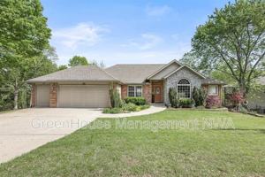 featured image of 28 Latshaw Dr