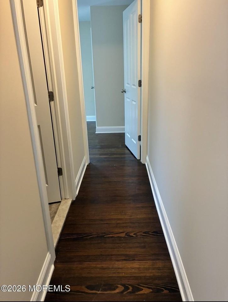 124 Wilson Ave - Photo 7 of 15