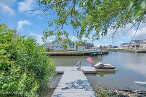 featured image of 10 Harbour Way