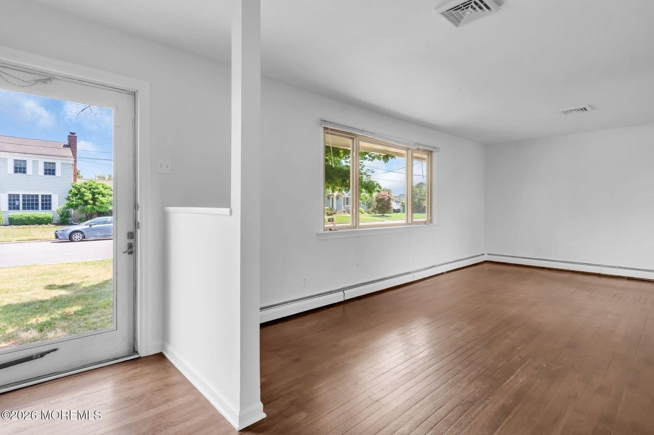 10 Harbour Way - Photo 7 of 45