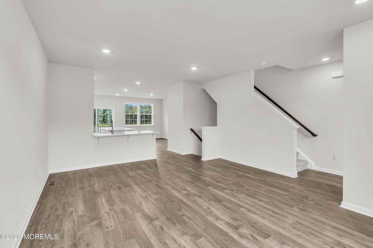 14 Forest Park Dr - Photo 7 of 44