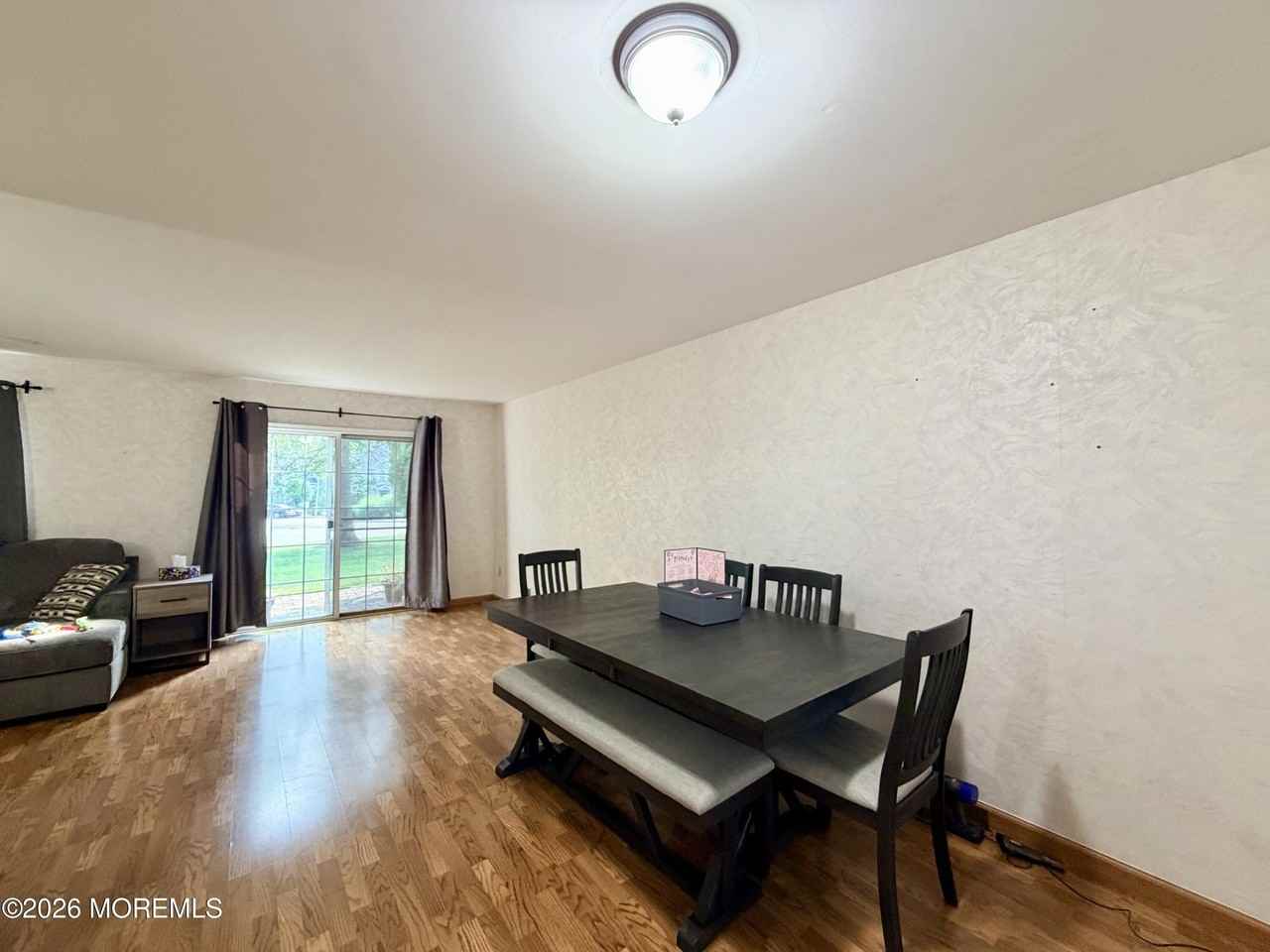 743 Banyan Ct - Photo 7 of 22