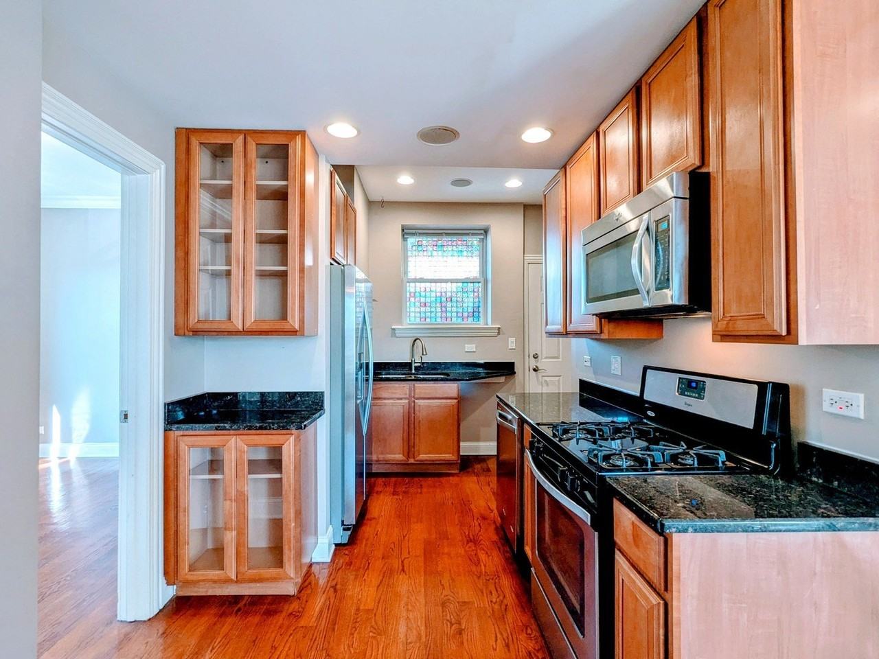 6146 N Ravenswood Ave #3E - Photo 4 of 17
