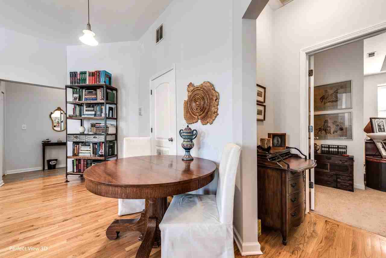 4545 S Drexel Blvd #2B - Photo 7 of 35