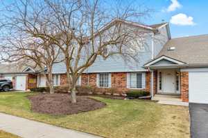 featured image of 1665 Commodore Ct #7