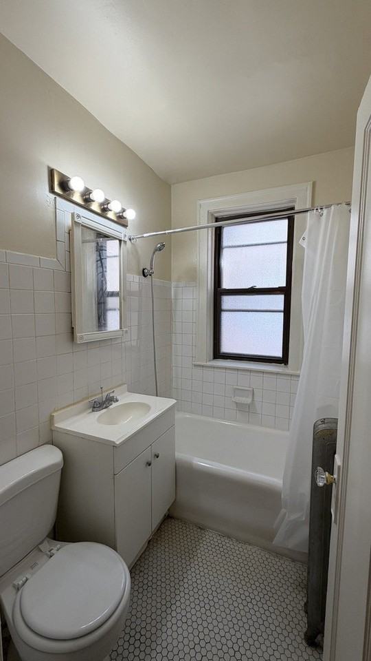 5304 W Potomac Ave #1 - Photo 6 of 10