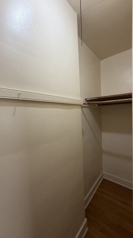 5304 W Potomac Ave #1 - Photo 7 of 10