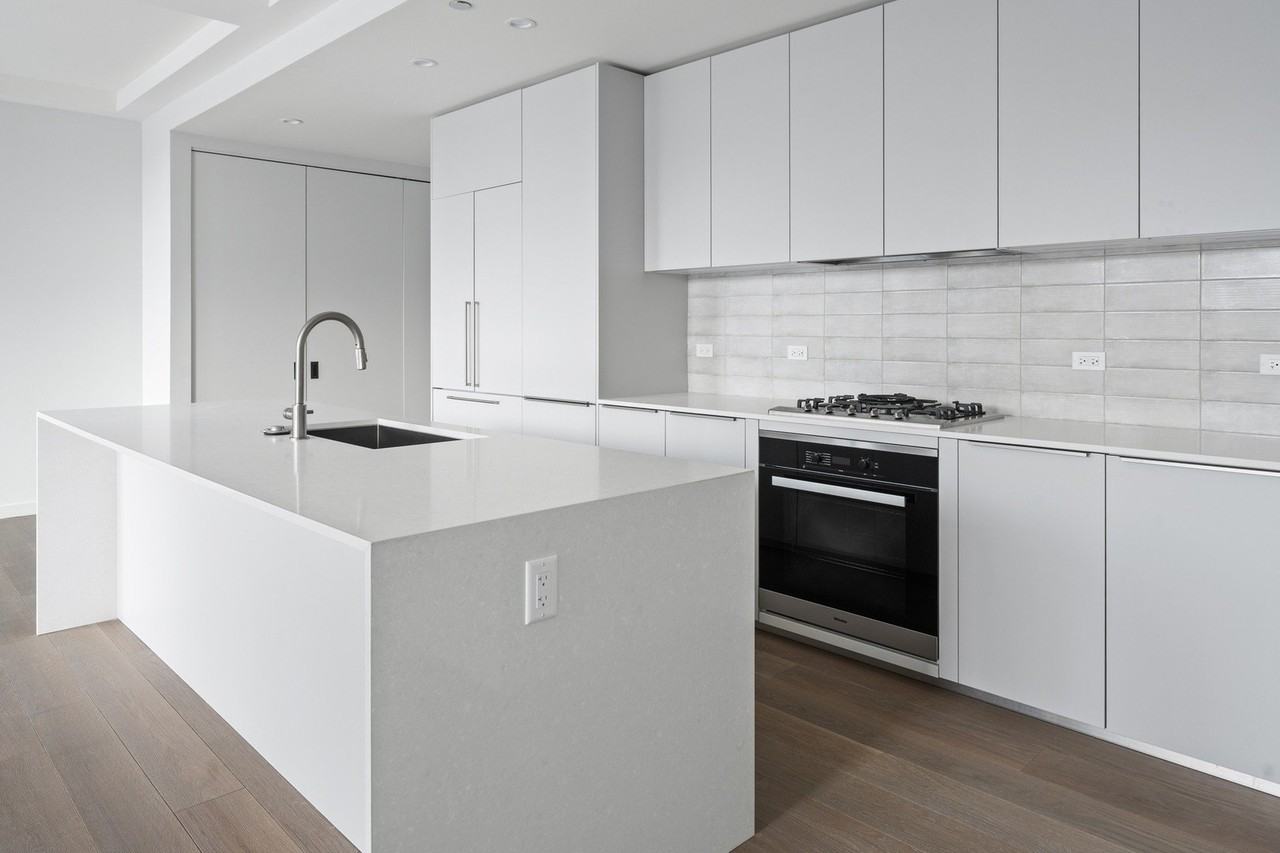15 N Elizabeth St #201 - Photo 6 of 13