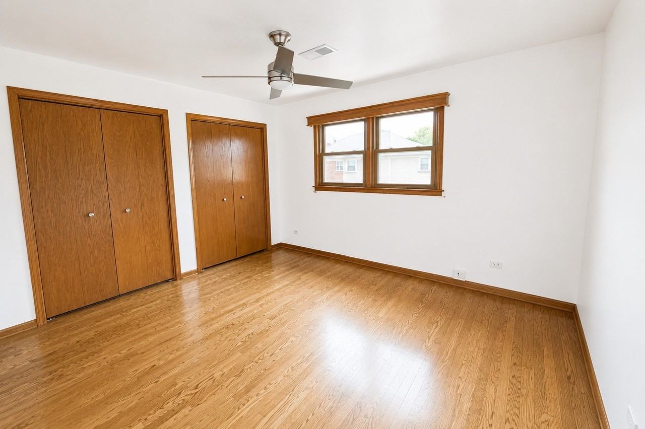 8440 W Windsor Ave #2 - Photo 7 of 9
