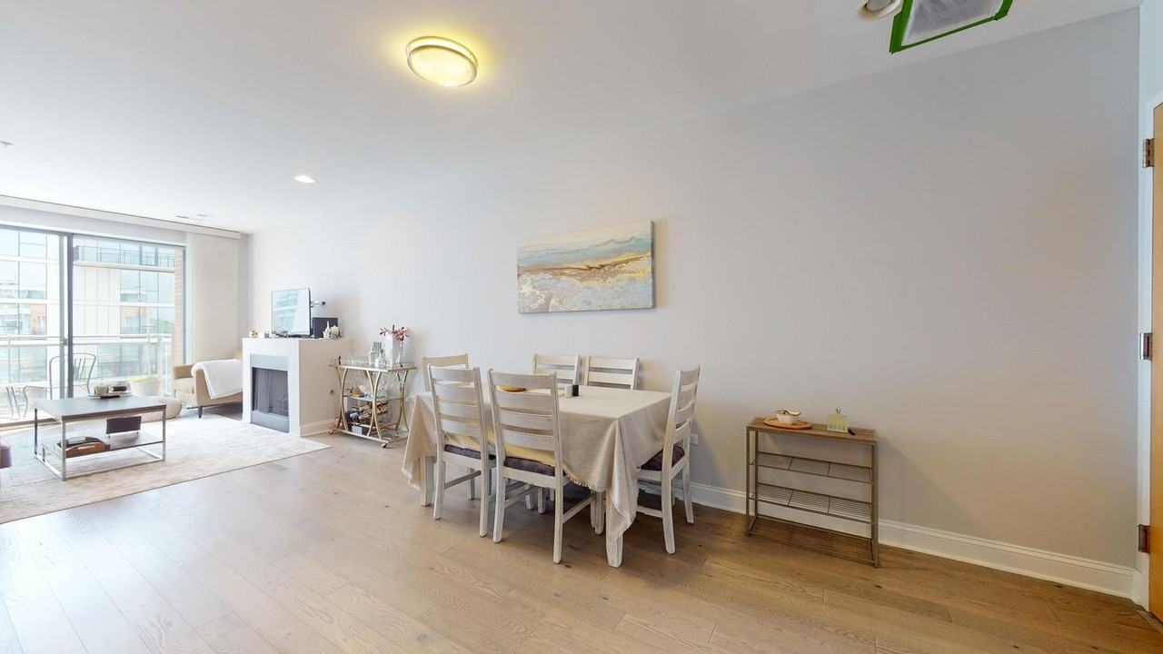 1720 Oak Ave #703 - Photo 3 of 12