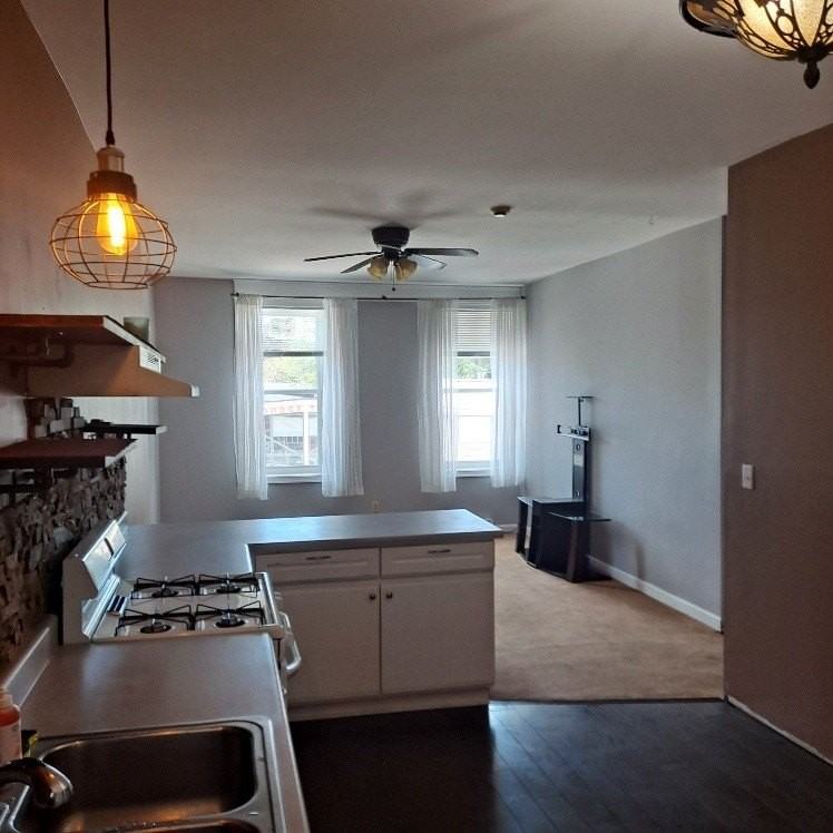185 S State St #1 - Photo 2 of 7