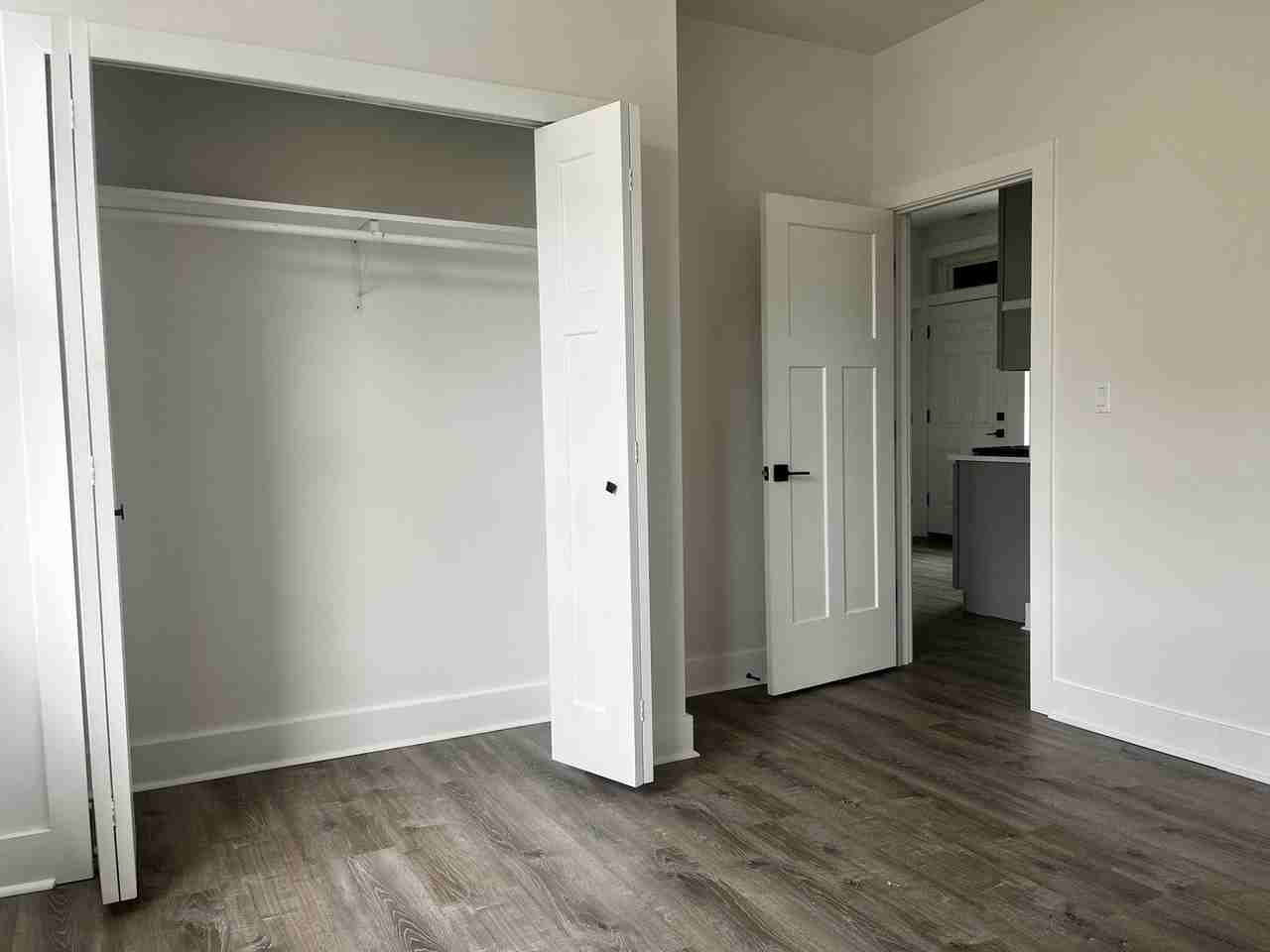 5325 N Damen Ave #1 - Photo 7 of 15