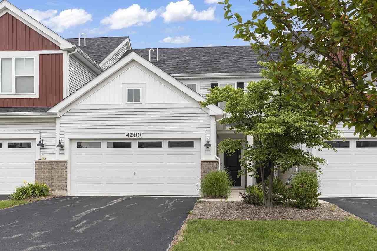 4200 Calder Ln - Photo 2 of 5