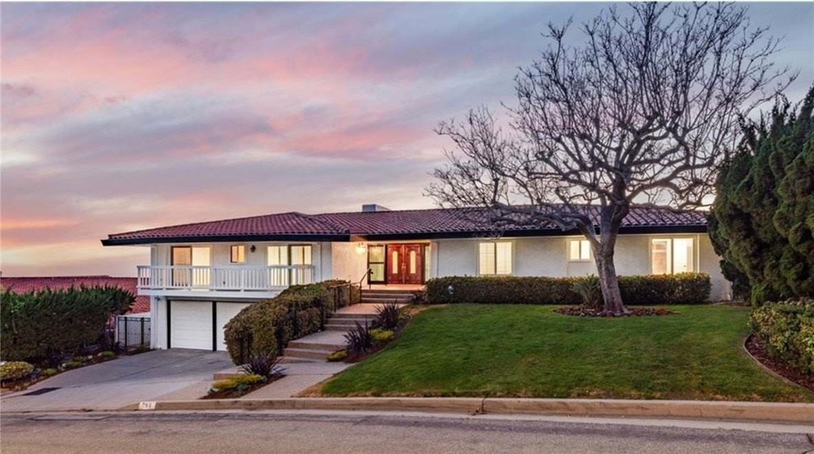 7183 Avenida Altisima - Photo 2 of 44