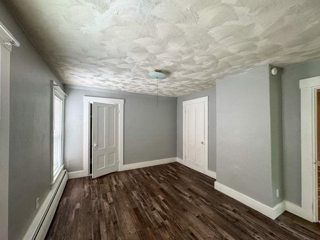 395 4th St #2 - Photo 4 of 5