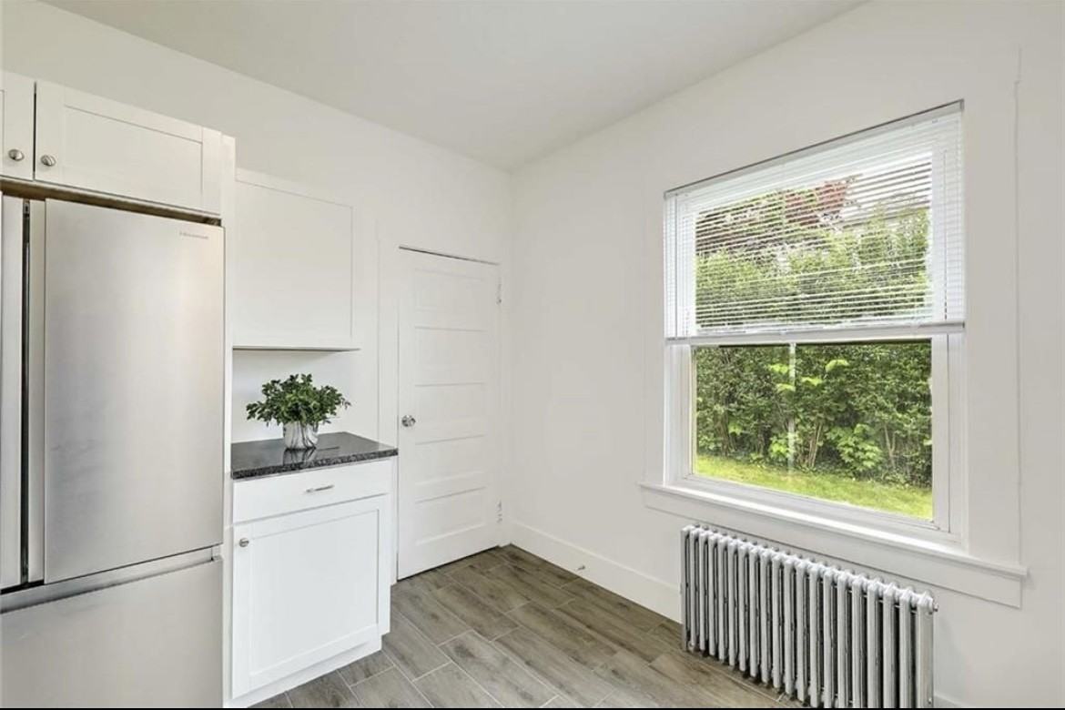 171 New York Ave #3 - Photo 6 of 13