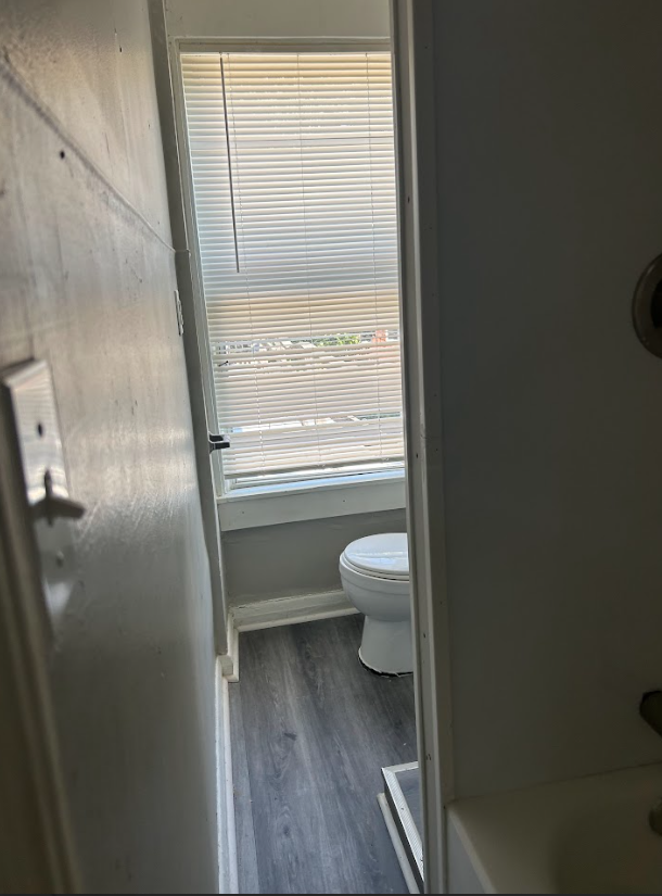 1 255X W Lombard St, #1 - Photo 4 of 4