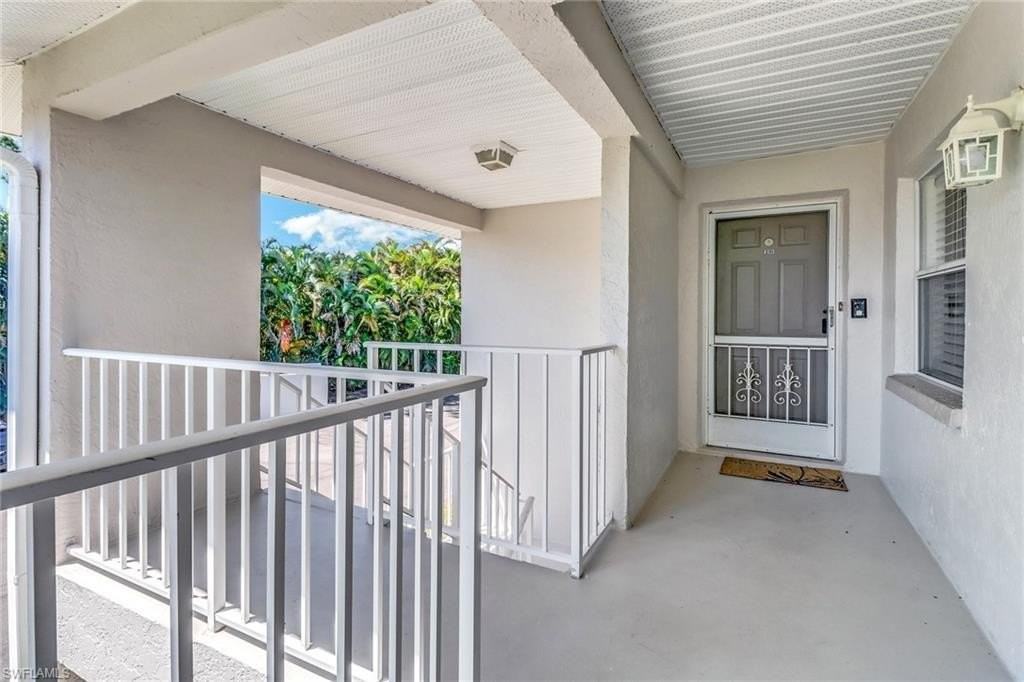 1358 Derbyshire Ct #F201 - Photo 3 of 34