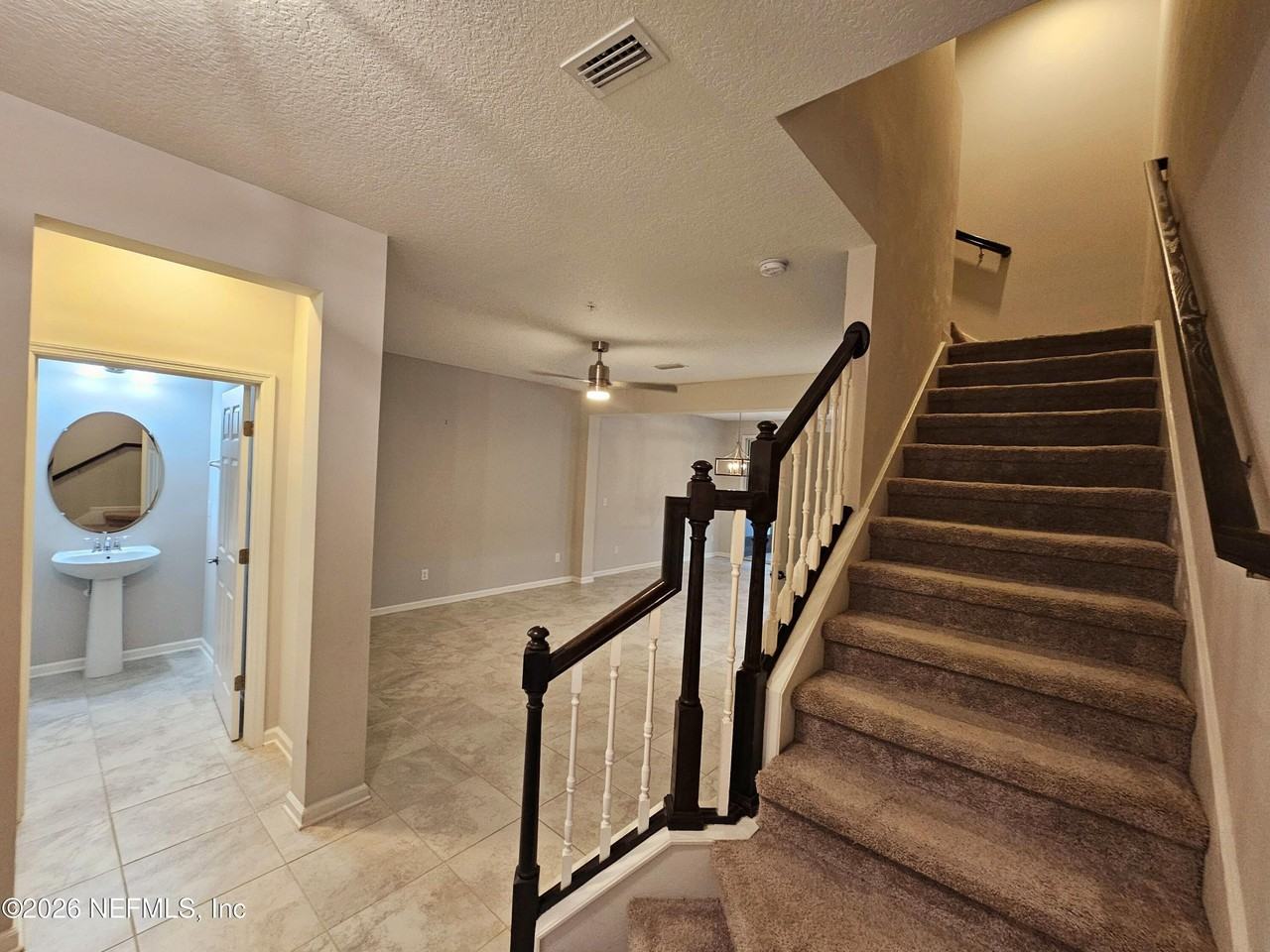 144 Paradas Pl - Photo 4 of 24