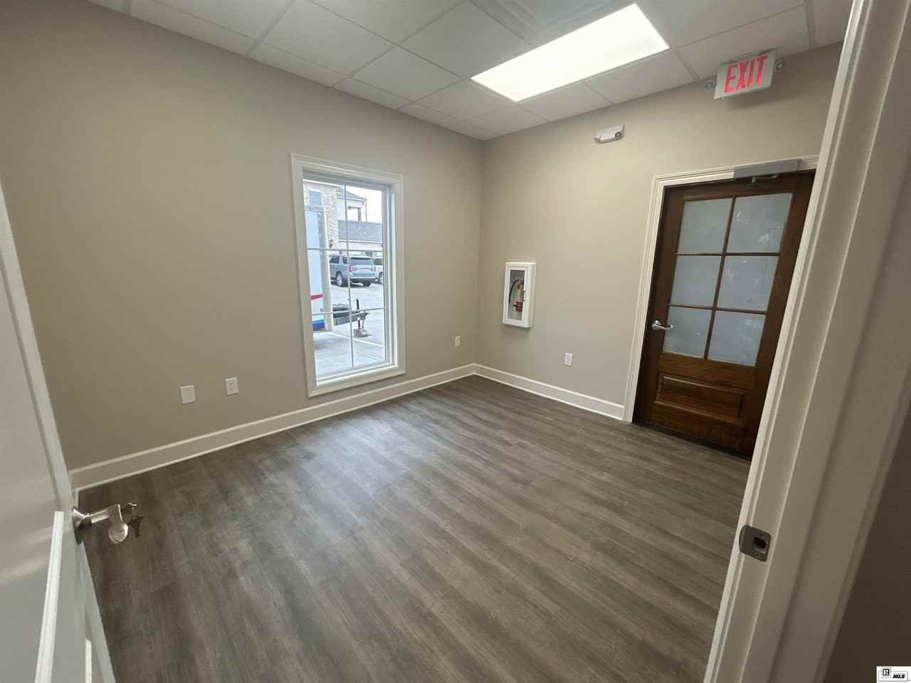 2014 Tower Dr - Photo 2 of 8