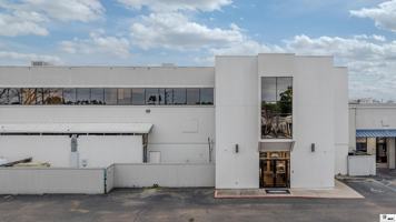 featured image of 1600 Hudson Ln