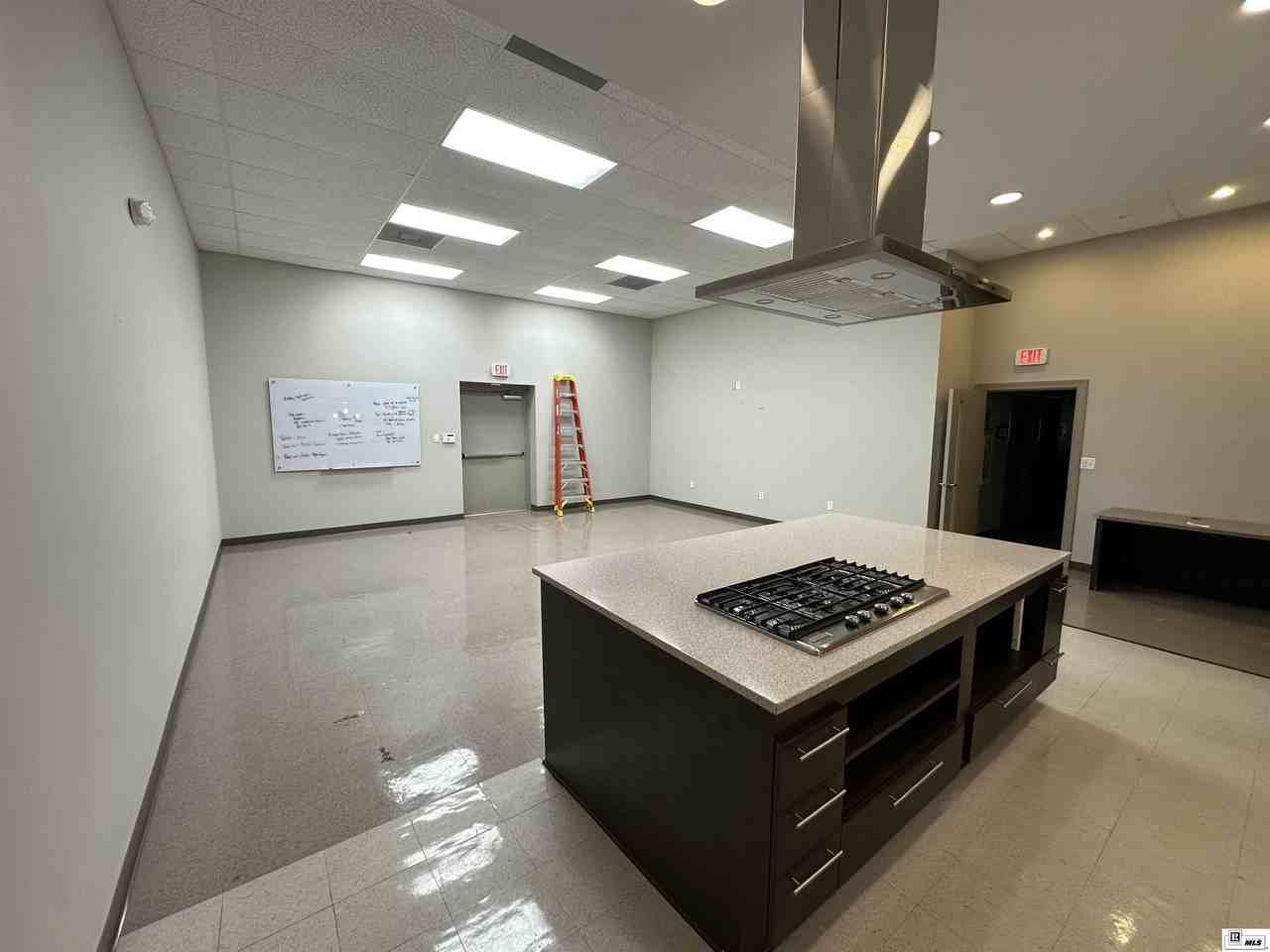 1325 Louisville Ave - Photo 7 of 20