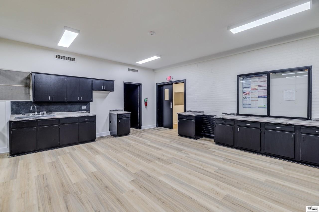 1309 Louisville Ave - Photo 6 of 19