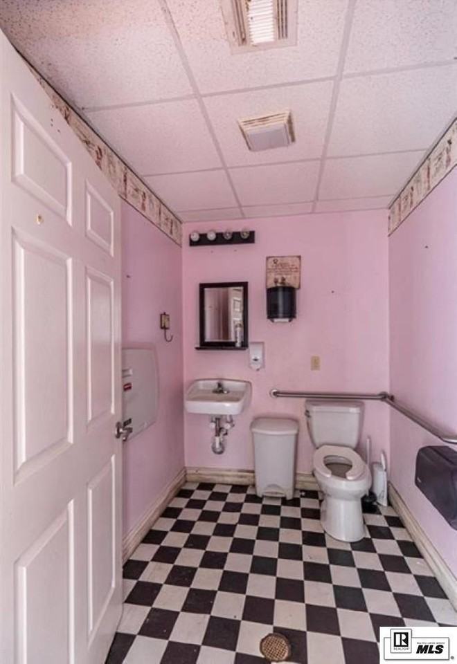 207 Blanchard St - Photo 7 of 9
