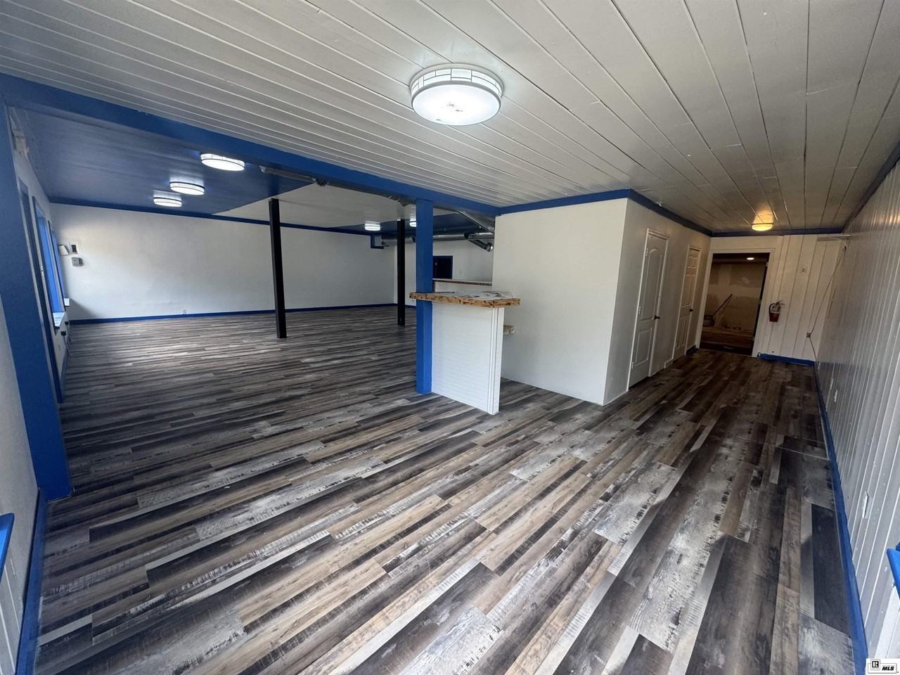1602 S Vienna St - Photo 4 of 10