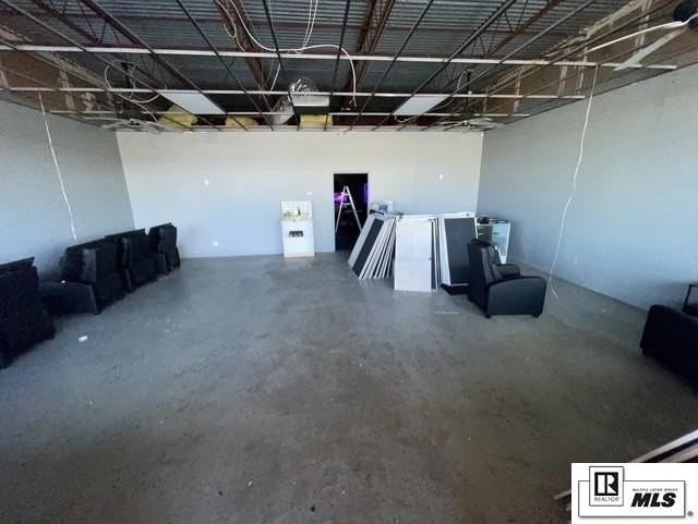 7910 Desiard St - Photo 6 of 10
