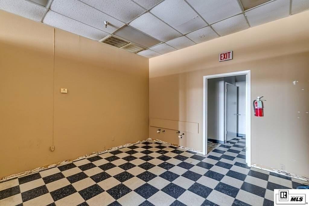 2041 E Madison Ave - Photo 4 of 8